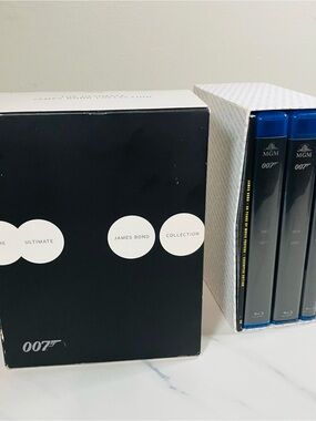 James Bond 007 Ultimate Collection Blu-ray Set